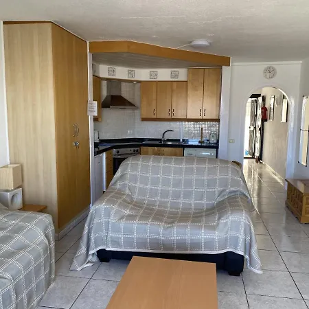Daire Lovely Self Catering 1 Bed Apartment, 20a2, Cristianos, Tenerife Los Cristianos (Tenerife)